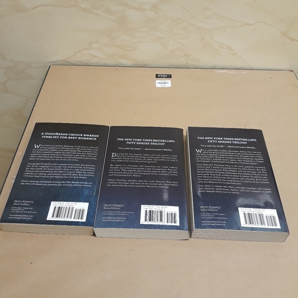 Lot of 3 E.L. James Fifty Shades of Grey Softcover - Picture 2 of 8